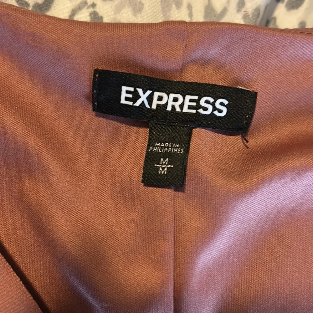 Express Stretch Lace & Ruffle Sleeve Dress - Medium - Picture 4 of 4